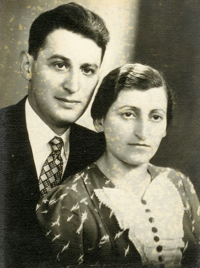 Married couple posed for photo